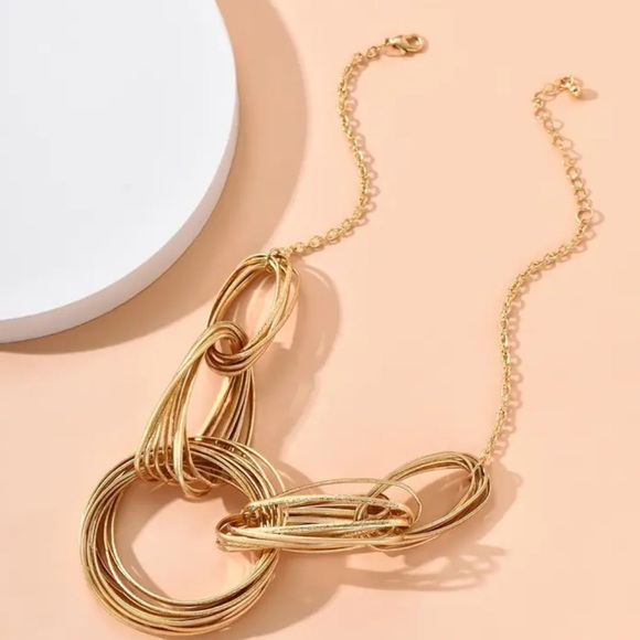 Golden Necklace 18k Gold Plated Alloy Necklace Chain - Jewelry - Picture 3 of 4